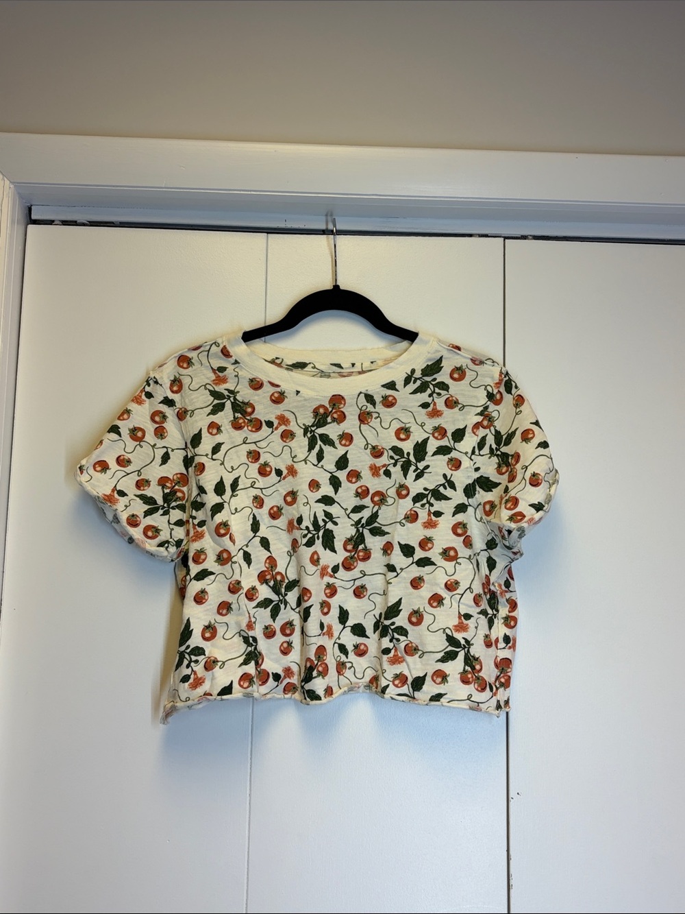 Maeve Cream Cherry-Print Crop Top